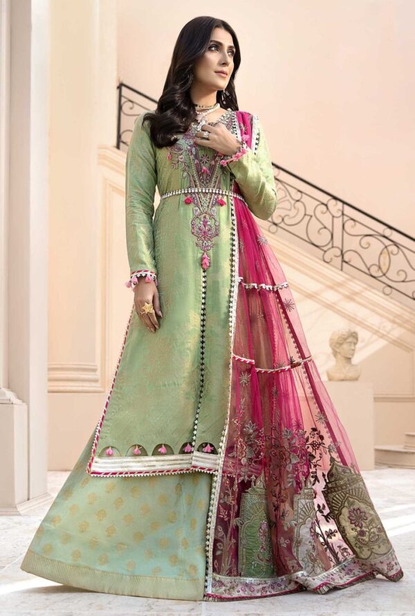 Noor by Sadia Lawn